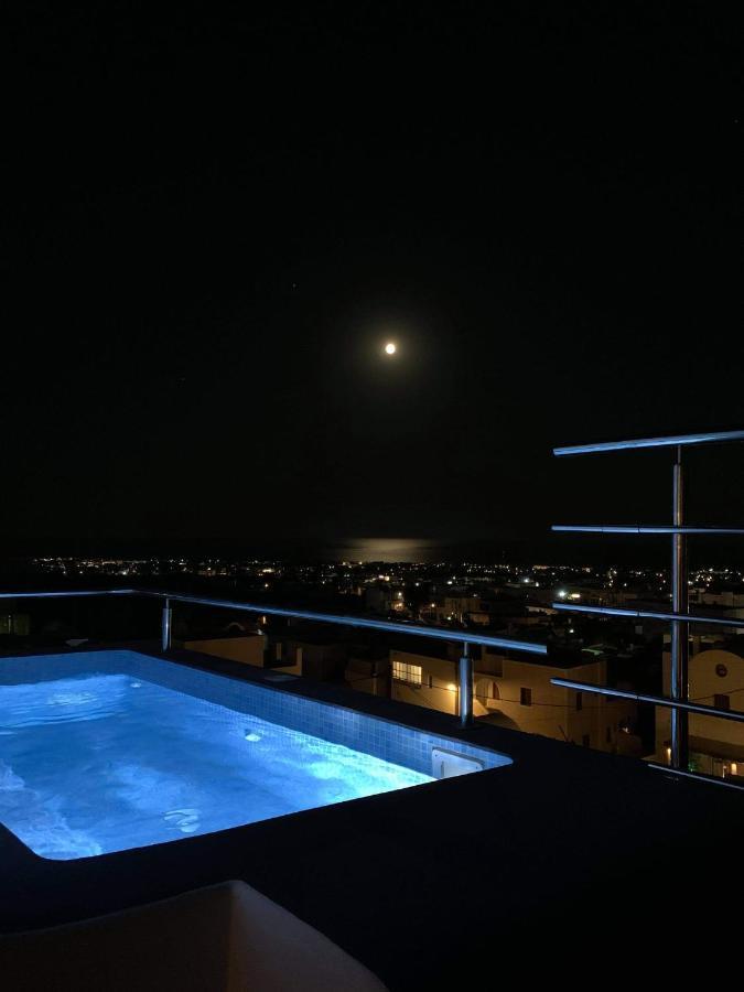 Lux House With Outdoor Jacuzzi And Sea View In Santorini Apartment Emporio  Luaran gambar